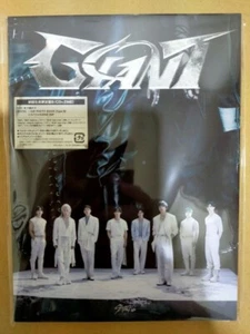 Stray Kids GIANT Japan Album CD First Press Limited Edition B 2024 K-POP Music - Picture 1 of 6