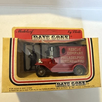 Vintage LLedo Models Of Days Gone "Rescue Company Philadelphia Bureau Of Fire" - Image 1 of 4