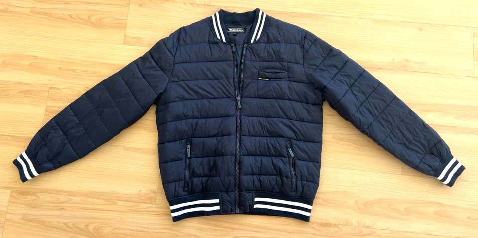 Chaqueta de bombardero acolchada solo para miembros azul marino (grande/envío gratuito) Foto 1 de 4