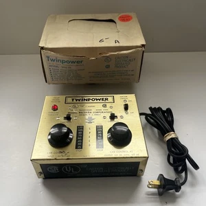 Vtg MRC Twinpower HO Model Train Toy Transformer 202UL AC Output W/ Box Tested - Foto 1 di 11
