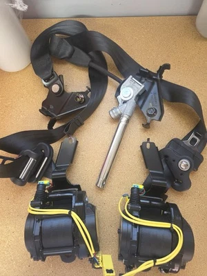 Cintos de segurança dianteiros Subaru Forester 2025 fabricante de equipamento original - Imagem 1 de 4