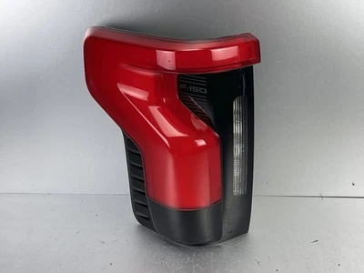 Luz trasera LED del lado del conductor izquierdo Ford F-150 Lightning 2022-2025 OEM Foto 1 de 4