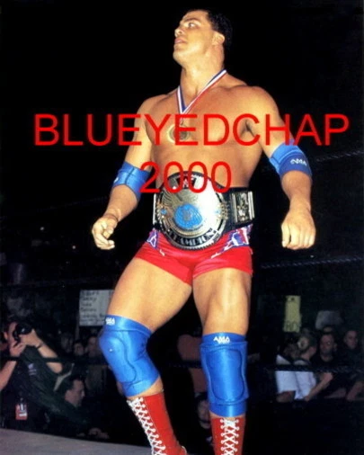 KURT ANGLE WRESTLER 8 X 10 WRESTLING PHOTO WWE - Image 1 of 1