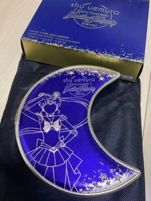 Sailor Moon x Shu Uemura Eye shadow Pallet Moon Crisis Palette 9 Color Japan New - Image 1 of 4