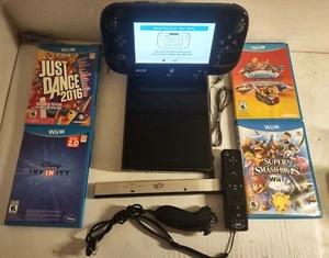 Wii U Console MEGA Bundle W/ OEM Accessories & 4 Games (Tested) - Picture 1 of 2