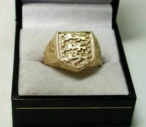 Gents Heavy 9 Carat Gold Three Lions Signet Ring Size S..1/2 - 21514 - Picture 1 of 4