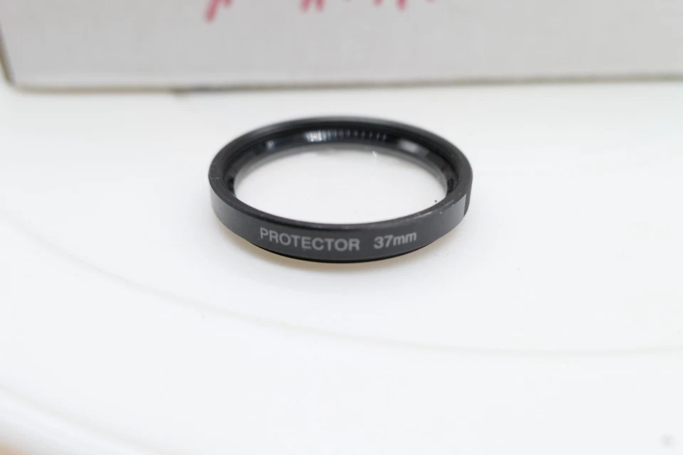 genuine sony 37mm protector  Filter Lens  excellent quality - Image 1 of 3