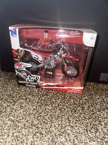 New Ray Toys. 1:12 Scale. TwoTwo Chad Reed Honda #22 - Picture 1 of 5