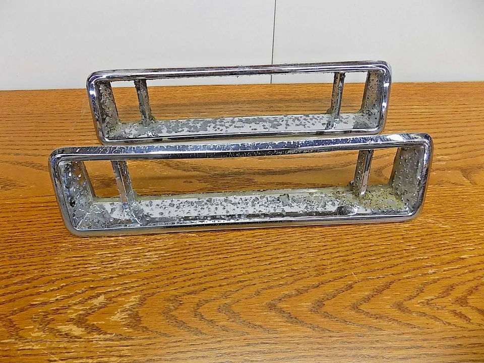 1963-1964 Buick Riviera ободок заднего фонаря - Изображение 1 из 4