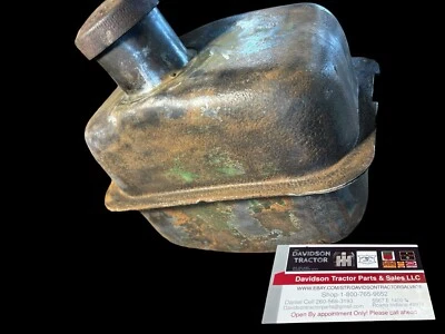 Original John Deere B Tractor Kerosene All Fuel Starter Tank AB2873R - Image 1 of 4