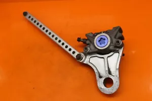 01-05 YAMAHA FZ1 OEM REAR BRAKE CALIPER W MOUNT BRACKET WITH PADS AND STAY BAR - Picture 1 of 11