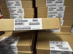 EMULEX LPE3202-AP Dual Port 32GB Fibre Channel Card 3 year warranty - Picture 1 of 1