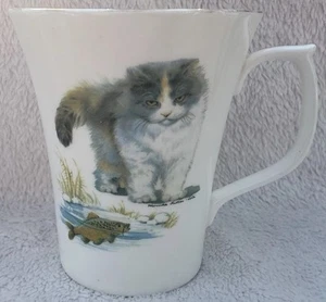 Crown Riviera Paignton Devon Cat With Fish Bone China Mug/Cup Monika Hiller-Cole - Picture 1 of 6