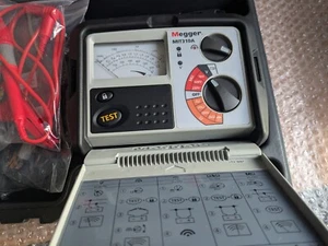 Megger MIT310A Analogue Insulation & Continuity Tester - Picture 1 of 8