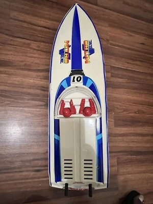 Traxxas nitro vee Boat Vintage  - Image 1 of 4