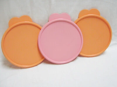 3 TUPPERWARE #2541D REPLACEMENT BOWL LIDS  2 ORANGE  1 PINK - Image 1 of 4