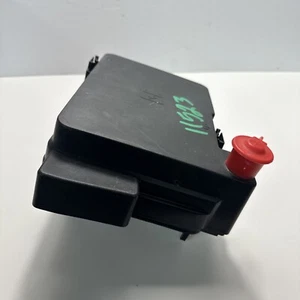 Chevrolet Equinox GMC 2016 - 2017 terreno AT módulo de relé caja de fusibles fabricante de equipos originales 84080470 - Imagen 1 de 13