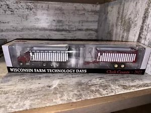 1/64 2022 Wisconsin Farm Tech Days Meyer 8126Rt Boss Forage Box Set Spec Cast - Picture 1 of 14