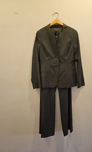 NWOT Women's Doncaster Fully Lined Wool 2 Piece Pantsuit Silk Trim Olive Size 6 - Picture 1 of 15