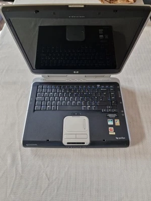 Hp Pavilion ZV6000 laptop 15.4" laptop  untested for parts Read Description  - Image 1 of 4