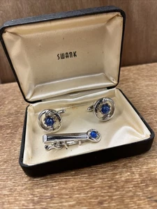 Vintage Swank Cufflinks & Tie Clip Set Silver Colored With Blue Accent - Picture 1 of 2