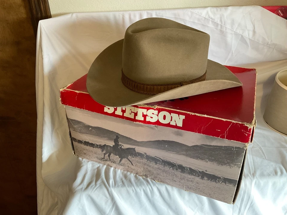 Vintage John B. Stetson Distressed Western XXXX Beaver Cowboy Hat Size 7-1/2 - Image 1 of 4