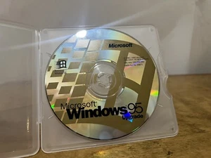 MIcrosoft Windows 95 Upgrade Disc No Product Key Disc Only - Picture 1 of 5