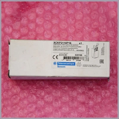 Telemecanique Compact plastic limit switch XCKP2118P16 Limited Switch