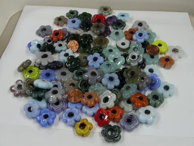 Lote a granel de cuentas de vidrio con flores grandes hechas a mano en la India de 2 libras (EXP-1) ⭐ Foto 1 de 4