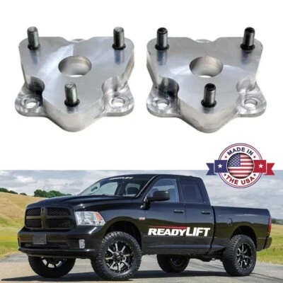 Kit de nivelamento ReadyLIFT 66-1030 2" tarugo alumínio para 09-18 Ram 1500 19+ clássico - Imagem 1 de 3