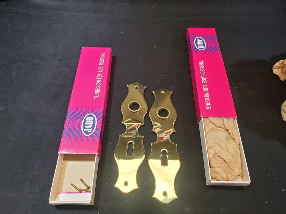 2 accesorios de puerta de latón pulido Jado sin usar 950 BB Foto 1 de 4
