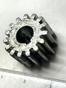 Pequeño engranaje tiene un diámetro de 0,625" - Imagen 1 de 3