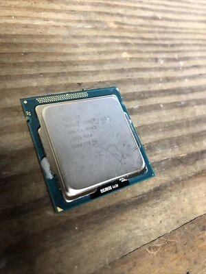 Intel Core i3-3220 3.30GHz  SR0RG 3.30 GHZ. C65 - Image 1 of 2