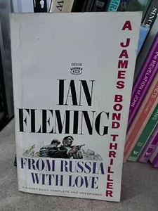 From Russia With Love - Ian Fleming - James Bond - 12 Printing - Sep 1963 - PB - Picture 1 of 3