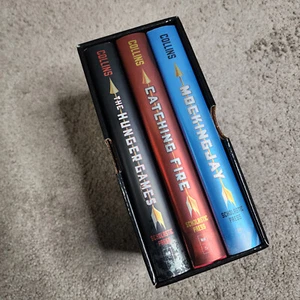 Hunger Games Trilogy Boxed Set by Suzanne Collins Hardcovers Book - Picture 1 of 3