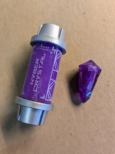 Disney Star Wars Galaxy's Edge Ver 1 Viola Kyber Crystal MACE WINDU # 1 voce - Foto 1 di 2