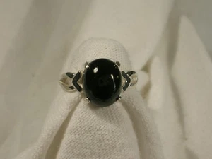 Women's 10x8mm Green Tourmaline  Sz 5 - Picture 1 of 1