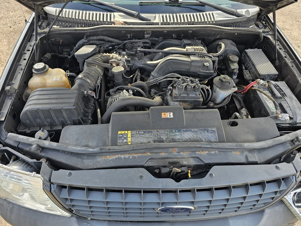 Used Engine Coolant Reservoir fits: 2004 Ford Explorer exc. Sport Trac Grade A - Изображение 1 из 4