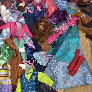Mattel Barbie Shoes Clothes Outfits Dresses Pants Hangers Bundle Lot - Picture 1 of 10