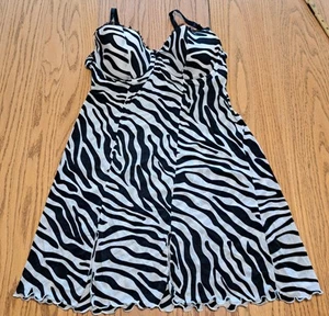 Smart and Sexy Sleepwear Slip Dress Built In Bra 36D Black White Zebra Print - Picture 1 of 7