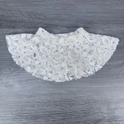 Falda vintage de diamantes de imitación de encaje para muñeca de 18" Foto 1 de 4