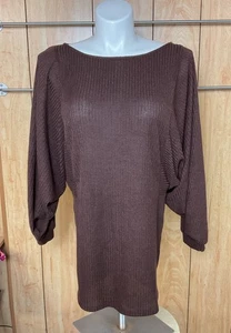 HYFVE brauner kurzärmliger Pullover mit Fledermausflügelärmeln Rundhals Gr. - L - Bild 1 von 6