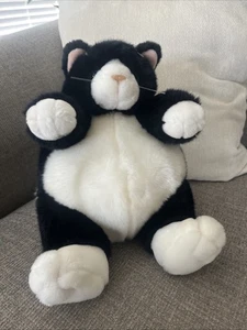 Unipak schwarz weiß Smoking Katze Baby Pflaume Plüschtier Stofftier 9 Zoll dick rund - Bild 1 von 8
