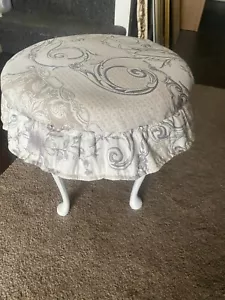 Olympus Louis Style Upcycled Vintage White Bedroom Stool Excellent Condition - Picture 1 of 8
