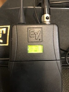 Transmisor inalámbrico Electro-Voice EV WTU-2 con micrófono + micrófono - Imagen 1 de 5