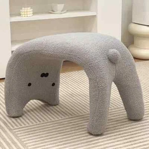 Nordic low stool Bear shaped stool- Cashmere Contemporary style - Picture 1 of 8