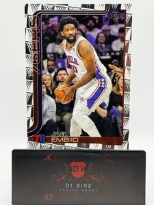 2025-26 Topps Flagship Season Tip Off Joel Embiid #22 - Picture 1 of 2