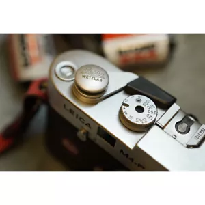 Gold Soft Shutter Release Buttons for Leica Wetzlar M10 M10-P M10-M M240, 16mm - Picture 1 of 3