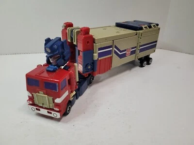 1987 Transformers G1 Optimus Prime Truck ( not complete )         ( B290 ) - Imagem 1 de 4