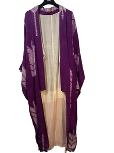 Wunderschöner antiker Kimono aus Seide Violett handgenäht Länge 142 cm - Bild 1 von 7